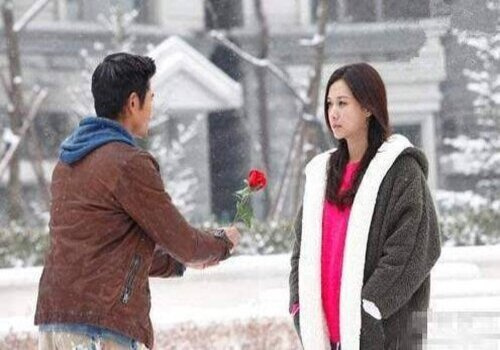 北京侦探社：﻿婚前买房婚后拿产证算共同财产么